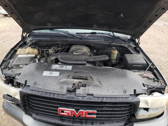 Photo 11 from auction – 2002 GMC YUKON with VIN 1GKEC13V02R275218
