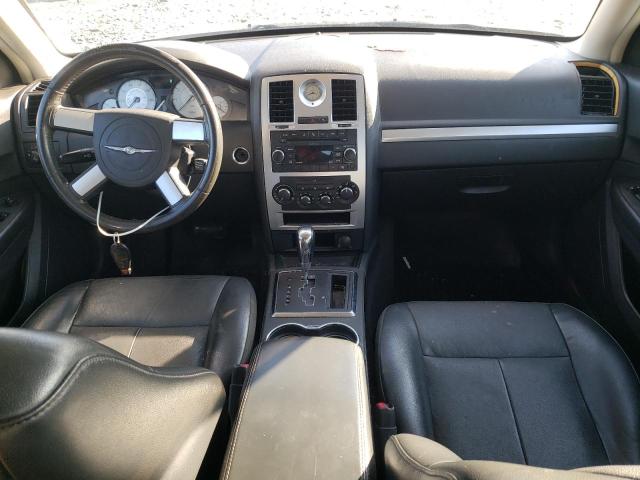 Photo 8 from auction – 2010 CHRYSLER 300 TOURIN with VIN 2C3CA5CV2AH201270