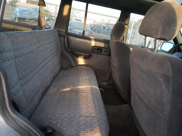Photo 11 from auction – 2000 JEEP CHEROKEE S with VIN 1J4FF48S4YL209428