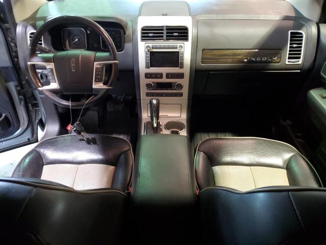 Photo 8 from auction – 2008 LINCOLN MKX with VIN 2LMDU88C28BJ18533