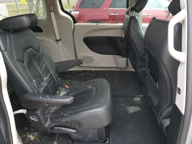 Photo 10 from auction – 2017 CHRYSLER PACIFICA T with VIN 2C4RC1BG2HR591867