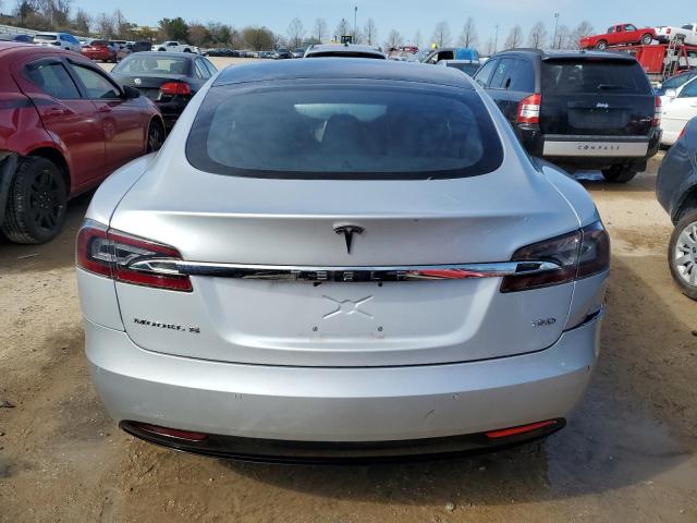Photo 6 from auction – 2018 TESLA MODEL S with VIN 5YJSA1E23JF272440