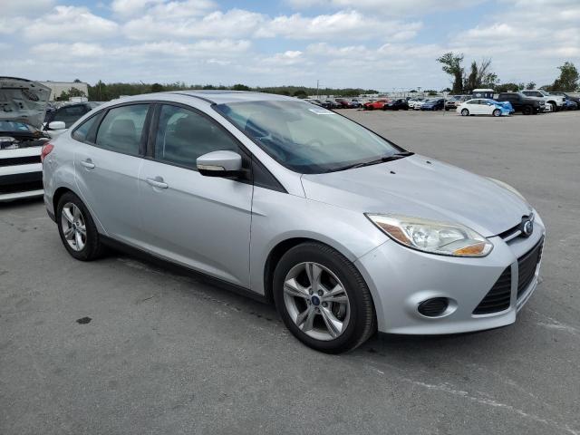 Photo 4 from auction – 2014 FORD FOCUS SE with VIN 1FADP3F23EL355263