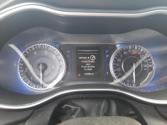 Photo 9 from auction – 2015 CHRYSLER 200 LIMITE with VIN 1C3CCCAB7FN615361