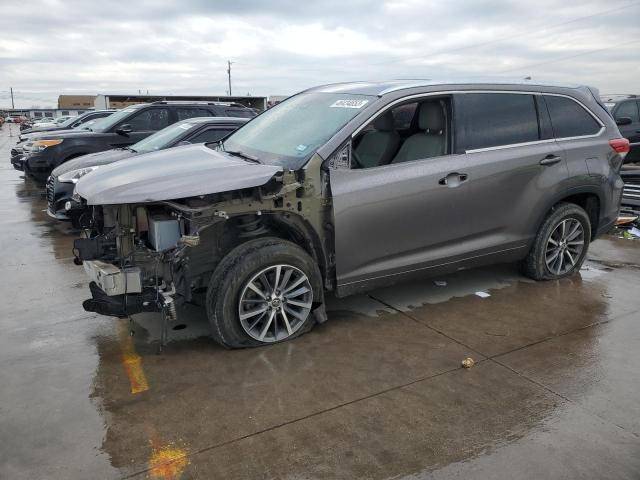 TOYOTA HIGHLANDER 2018 con VIN 5TDKZRFH3JS549836 - Foto de la subasta