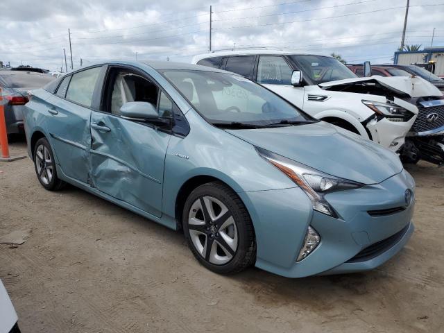 Photo 4 from auction – 2017 TOYOTA PRIUS with VIN JTDKARFU6H3030571