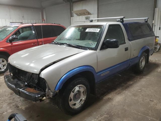 GMC SONOMA 1999 with VIN 1GTCS1449X8503855 - Photo from auction