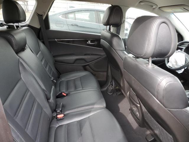 Photo 11 from auction – 2016 KIA SORENTO LX with VIN 5XYPG4A37GG047377