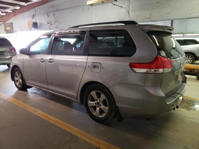 Photo 2 from auction – 2013 TOYOTA SIENNA LE with VIN 5TDKK3DC6DS383695