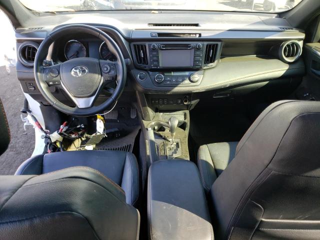 Photo 8 from auction – 2018 TOYOTA RAV4 SE with VIN JTMJFREV0JJ185710