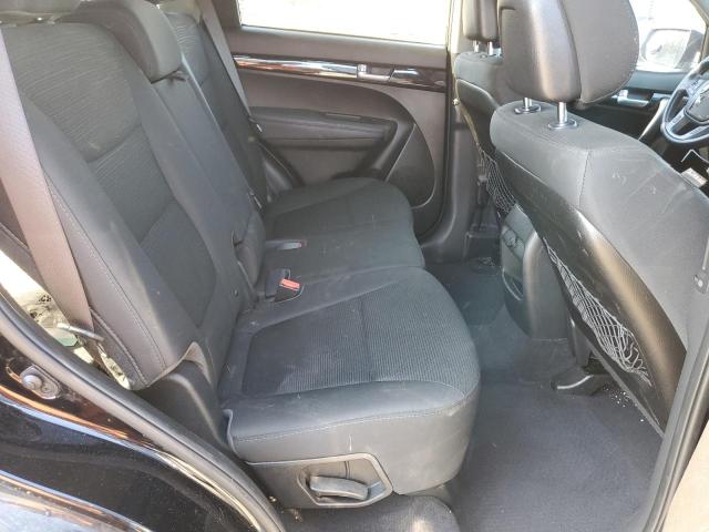 Photo 11 from auction – 2014 KIA SORENTO LX with VIN 5XYKT3A64EG508929