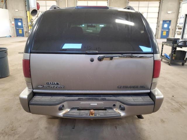 Photo 6 from auction – 2002 CHEVROLET BLAZER with VIN 1GNDT13W82K181491
