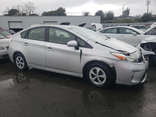 Photo 4 from auction – 2013 TOYOTA PRIUS with VIN JTDKN3DU0D5685991