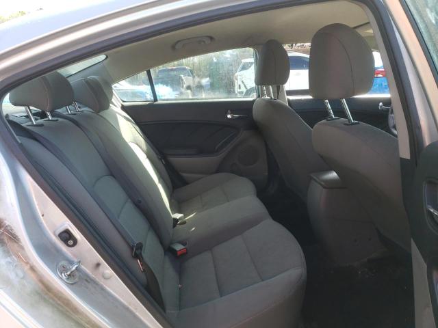 Photo 10 from auction – 2016 KIA FORTE LX with VIN KNAFK4A68G5576167