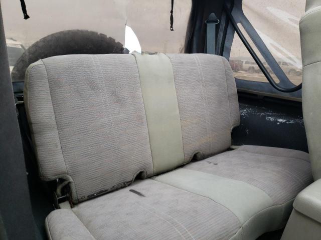 Photo 10 from auction – 2004 JEEP WRANGLER X with VIN 1J4FA39S24P707590