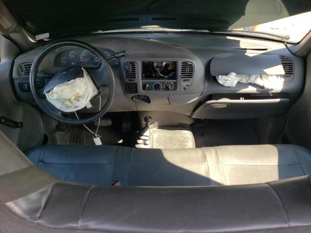 Photo 8 from auction – 2002 FORD F150 with VIN 1FTRX18WX2KA29479