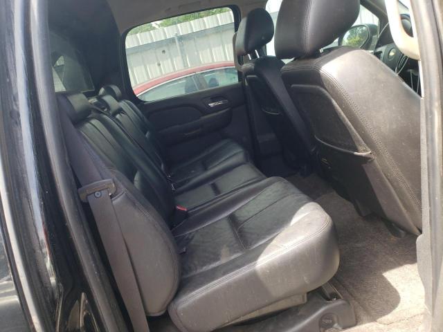Photo 10 from auction – 2010 CHEVROLET AVALANCHE with VIN 3GNVKFE06AG227144