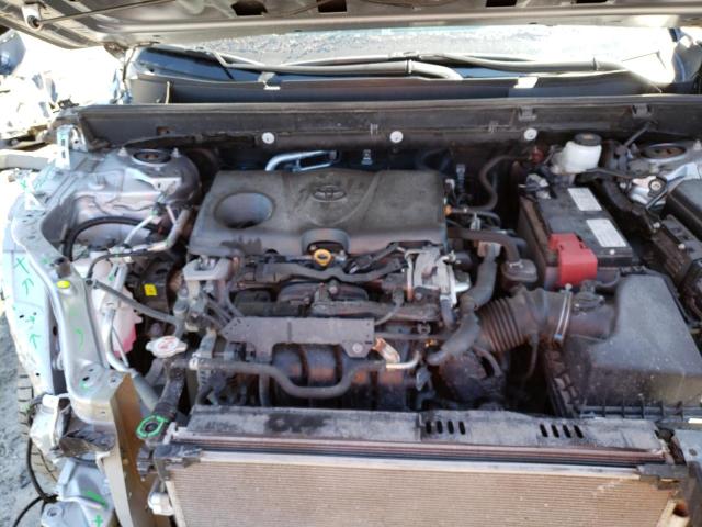 Photo 11 from auction – 2019 TOYOTA RAV4 LE with VIN 2T3F1RFVXKC052704