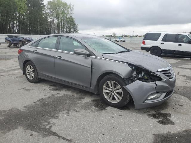 Photo 4 from auction – 2013 HYUNDAI SONATA GLS with VIN 5NPEB4AC4DH542971