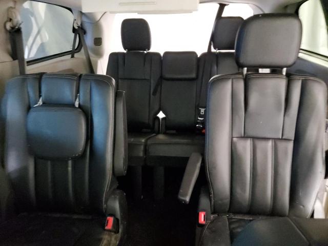 Photo 10 from auction – 2016 CHRYSLER TOWN & COU with VIN 2C4RC1BGXGR298538
