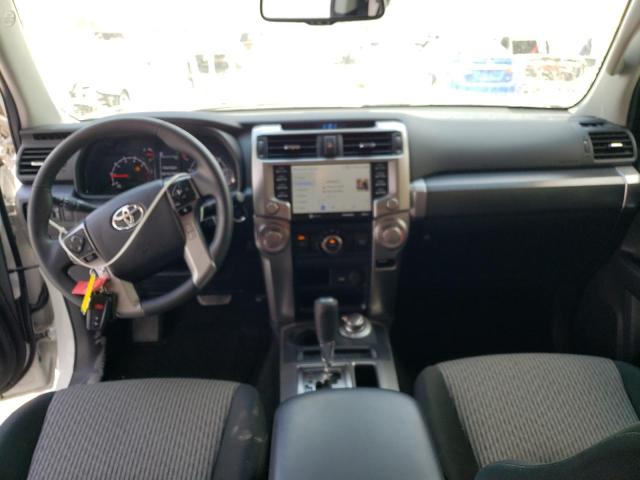 Photo 8 from auction – 2022 TOYOTA 4RUNNER SR with VIN JTEMU5JR2N6052066