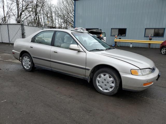 Photo 4 from auction – 1997 HONDA ACCORD LX with VIN JHMCD5633VC022000