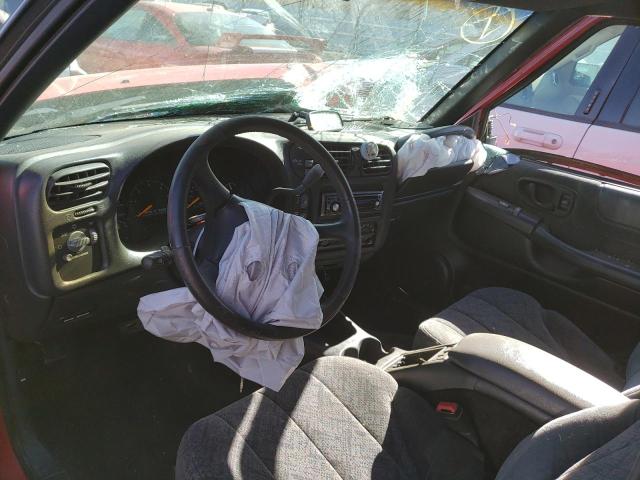 Photo 8 from auction – 2000 GMC JIMMY with VIN 1GKCT18W7YK253419