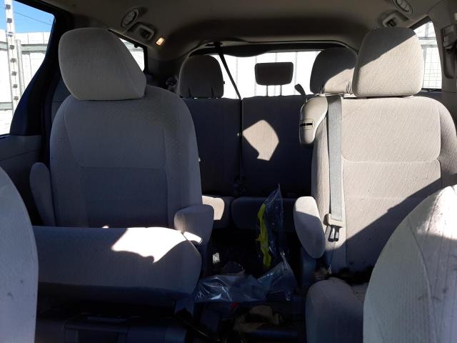 Photo 10 from auction – 2016 TOYOTA SIENNA LE with VIN 5TDKK3DC3GS717668