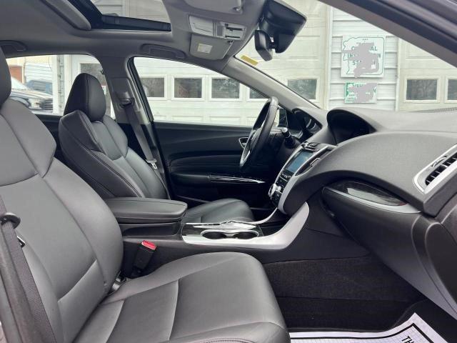 Photo 5 from auction – 2019 ACURA TLX with VIN 19UUB2F33KA004745