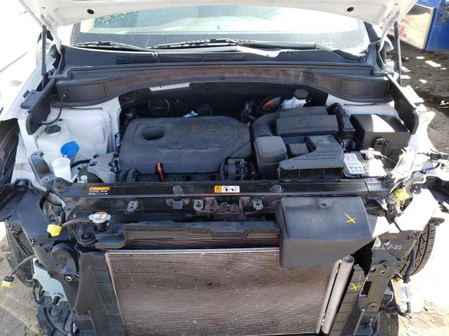 Photo 11 from auction – 2017 HYUNDAI SANTA FE S with VIN 5NMZU3LB0HH009755