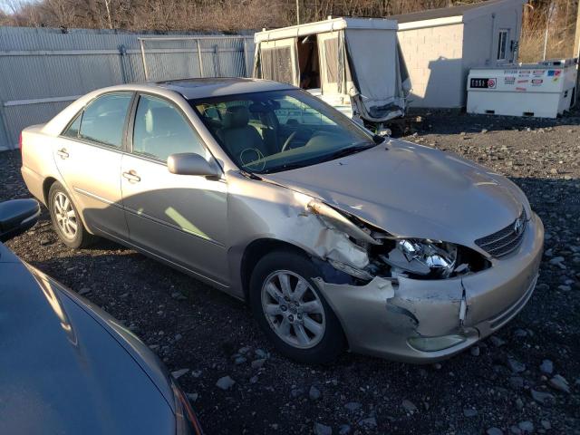 Photo 4 from auction – 2004 TOYOTA CAMRY with VIN 4T1BE30K54U933206