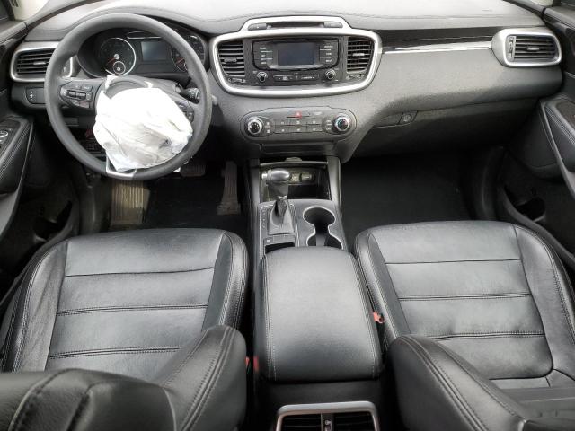 Photo 8 from auction – 2016 KIA SORENTO LX with VIN 5XYPG4A37GG047377