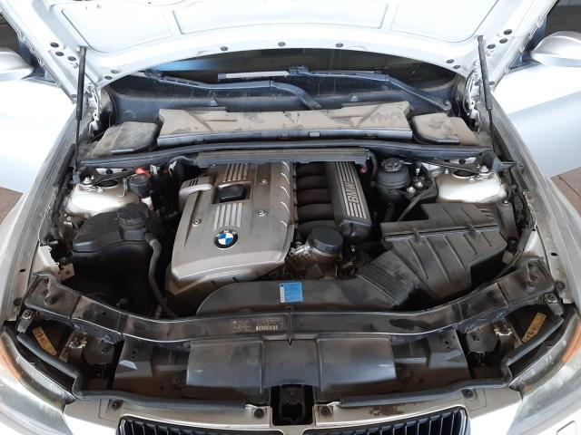 Photo 11 from auction – 2006 BMW 325 XI with VIN WBAVD13536KV01935