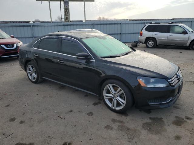 Photo 4 from auction – 2015 VOLKSWAGEN PASSAT SE with VIN 1VWBV7A39FC008355