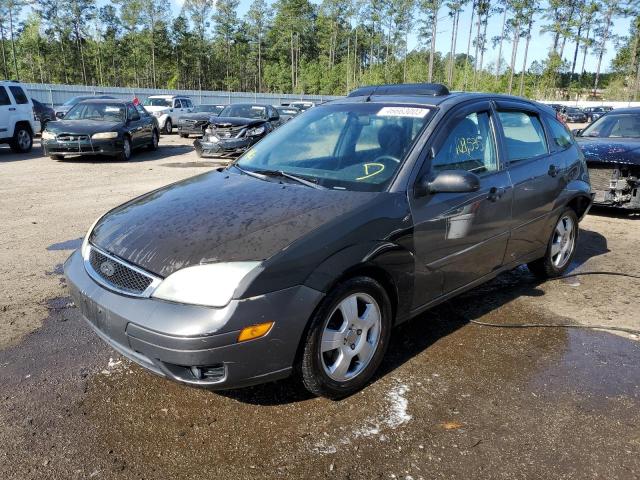 FORD FOCUS 2005 with VIN 3FAHP37N15R129816 - Photo from auction