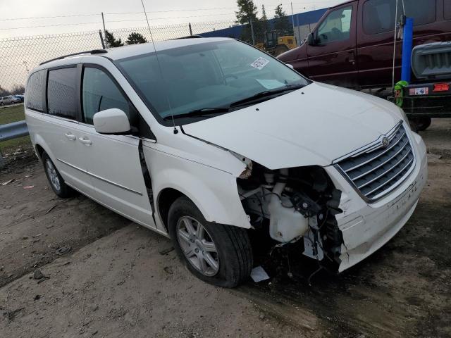 Photo 4 from auction – 2010 CHRYSLER TOWN & COU with VIN 2A4RR5D11AR285161