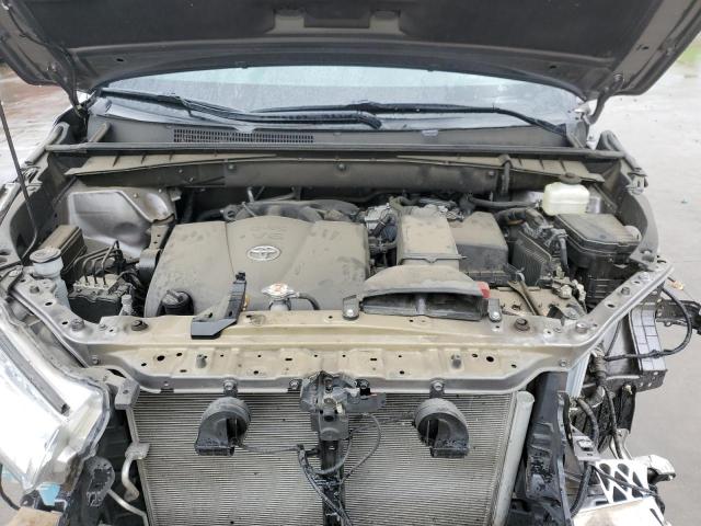 Photo 11 from auction – 2018 TOYOTA HIGHLANDER with VIN 5TDKZRFH3JS549836
