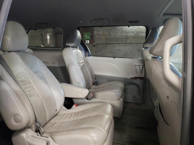 Photo 11 from auction – 2011 TOYOTA SIENNA XLE with VIN 5TDDK3DC7BS021011