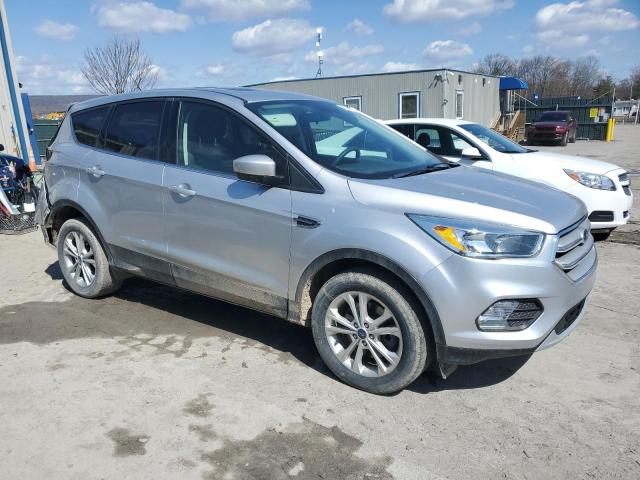 Photo 4 from auction – 2017 FORD ESCAPE SE with VIN 1FMCU9G97HUC96838