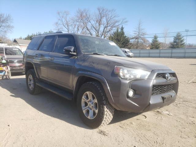 Photo 4 from auction – 2019 TOYOTA 4RUNNER SR with VIN JTEBU5JR7K5692492