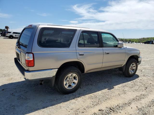 Photo 3 from auction – 2002 TOYOTA 4RUNNER SR with VIN JT3GN86R420244116