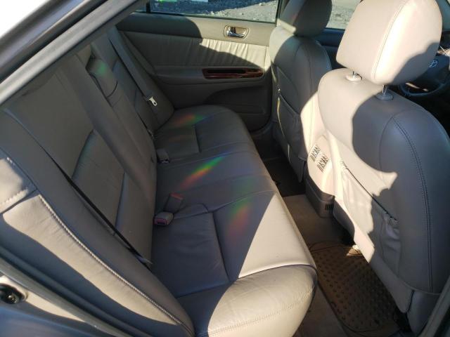 Photo 10 from auction – 2004 TOYOTA CAMRY with VIN 4T1BE30K54U933206