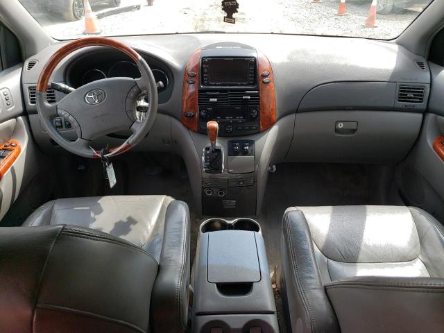 Photo 8 from auction – 2010 TOYOTA SIENNA XLE with VIN 5TDDK4CC7AS031950
