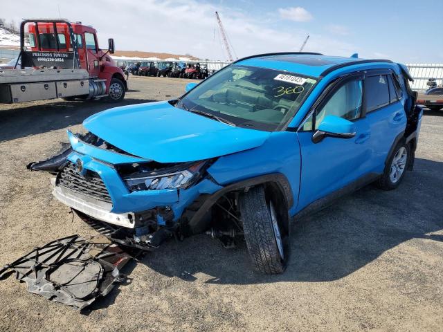 TOYOTA RAV4 XLE 2019 with VIN JTMP1RFV2KD500434 - Photo from auction