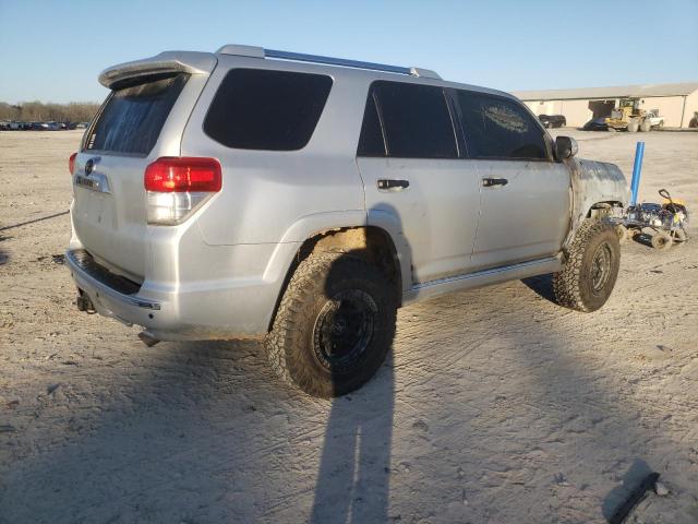Photo 3 from auction – 2011 TOYOTA 4RUNNER SR with VIN JTEBU5JR7B5048037