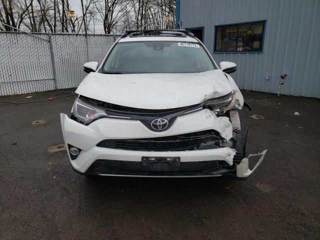 Photo 5 from auction – 2017 TOYOTA RAV4 XLE with VIN JTMRFREV3HJ702799
