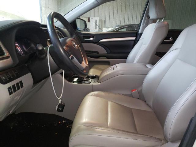 Photo 7 from auction – 2018 TOYOTA HIGHLANDER with VIN 5TDKZRFH0JS541841