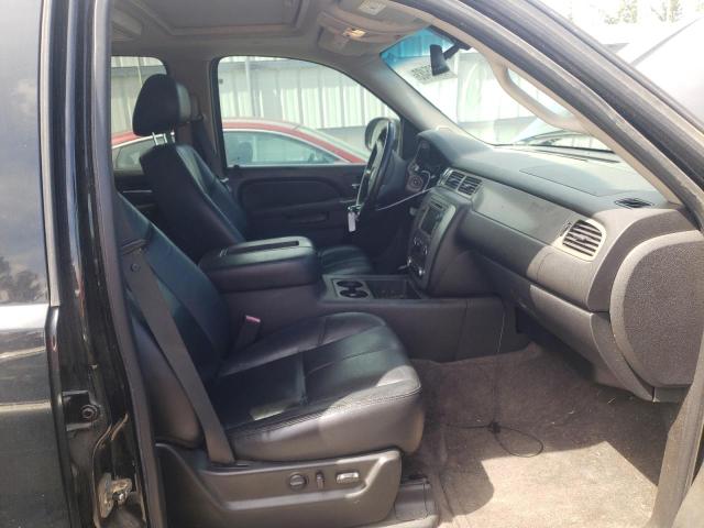 Photo 7 from auction – 2010 CHEVROLET AVALANCHE with VIN 3GNVKFE06AG227144