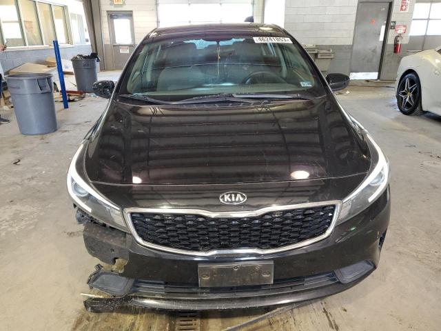 Photo 5 from auction – 2017 KIA FORTE LX with VIN 3KPFK4A78HE091772