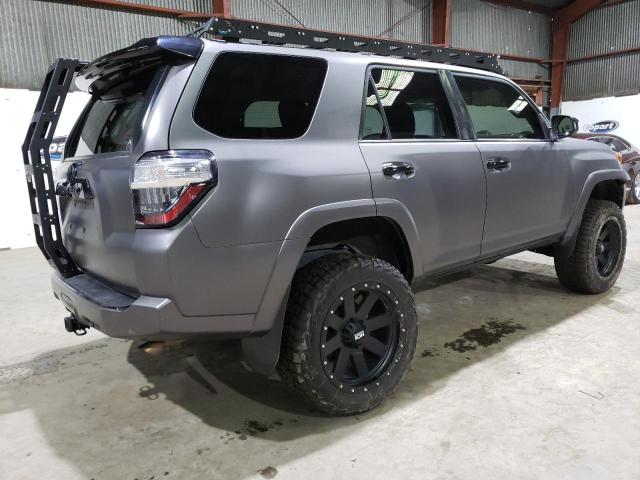 Photo 3 from auction – 2015 TOYOTA 4RUNNER SR with VIN JTEBU5JR3F5221493